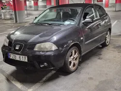 Svart Begagnad 2008 Seat Ibiza Halvkombi | 14 500 kr (Superpris)