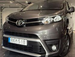 Grå Begagnad 2017 Toyota Proace Van | 210 000 kr