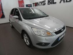 Grå Begagnad 2009 Ford Focus Trend Halvkombi | 27 500 kr (Marknadspris)