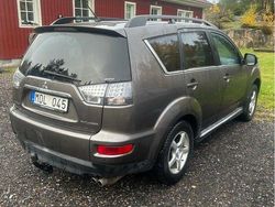 Brun Begagnad 2012 Mitsubishi Outlander SUV | 56 000 kr (Lite dyr)