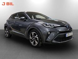 Mörkgrå Begagnad 2022 Toyota C-HR+ Edition SUV | 269 900 kr