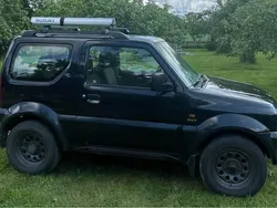 Svart Begagnad 2005 Suzuki Jimny SUV | 69 000 kr