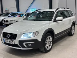 Vit Begagnad 2014 Volvo XC70 Summum SUV | 174 700 kr (Marknadspris)