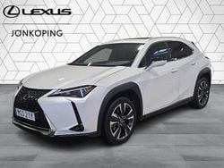 Vit Begagnad 2023 Lexus UX 250h SUV | 349 900 kr (Marknadspris)
