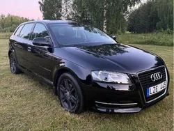 Svart Begagnad 2012 Audi A3 Sportback Attraction Halvkombi | 79 000 kr (Marknadspris)