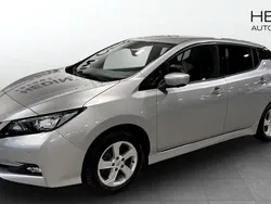 Silver Begagnad 2021 Nissan Leaf N-Connecta Halvkombi | 199 900 kr (Marknadspris)