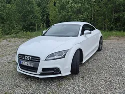 Vit Begagnad 2011 Audi TTS Sportkupé | 185 000 kr
