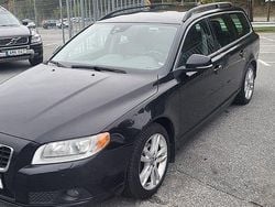 Svart Begagnad 2012 Volvo V70 Momentum Kombi | 69 900 kr (Bra pris)