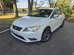 Vit Begagnad 2013 Seat Leon Style Halvkombi | 82 900 kr (Marknadspris)