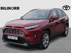 Röd Begagnad 2022 Toyota RAV4 Hybrid Executive SUV | 399 900 kr (Marknadspris)