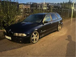 Blå Begagnad 2004 BMW 525 Kombi | 23 000 kr (Superpris)