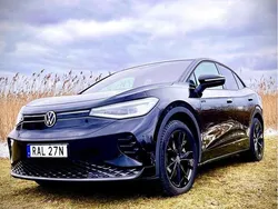 Svart Begagnad 2023 VW ID.5 GTX SUV | 690 000 kr