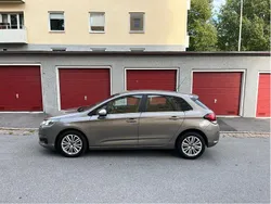 Grå Begagnad 2016 Citroën C4 Halvkombi | 64 000 kr (Bra pris)