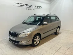 Ljusbrun (brun) Begagnad 2013 Skoda Fabia Elegance Kombi | 49 900 kr (Marknadspris)