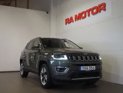 Grön Begagnad 2018 Jeep Compass Limited SUV | 149 900 kr
