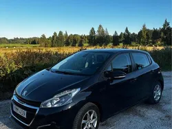 Grå Begagnad 2017 Peugeot 208 Halvkombi | 78 000 kr (Bra pris)