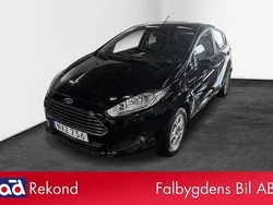 Svart Begagnad 2016 Ford Fiesta Titanium Halvkombi | 64 000 kr (Marknadspris)