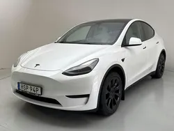 Vit Begagnad 2023 Tesla Model Y SUV | 345 000 kr