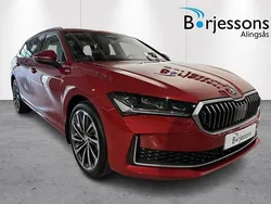 Röd Begagnad 2024 Skoda Superb LAURIN & KLEMENT Kombi | 499 900 kr (Dyr)