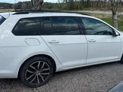 Vit Begagnad 2015 VW Golf VII Kombi | 80 000 kr (Bra pris)
