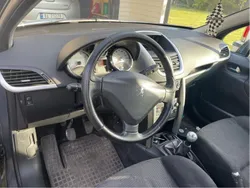 Grå Begagnad 2007 Peugeot 207 Sport Halvkombi | 17 500 kr (Marknadspris)