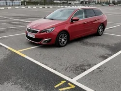 Röd Begagnad 2014 Peugeot 308 Allure Kombi | 95 000 kr (Bra pris)