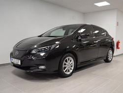 Svart Begagnad 2022 Nissan Leaf Tekna Halvkombi | 249 800 kr (Marknadspris)
