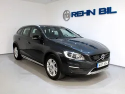 Grå Begagnad 2016 Volvo V60 CC Business Edition Kombi | 189 000 kr (Bra pris)