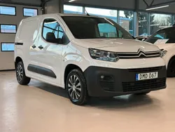 Vit Begagnad 2020 Citroën Berlingo Minibuss | 139 900 kr (Marknadspris)
