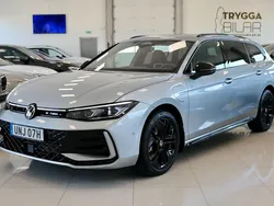 Silver Begagnad 2025 VW Passat R-line Kombi | 499 000 kr
