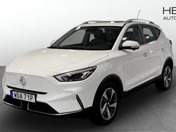 Vit (white) Begagnad 2022 MG ZS Luxury Sedan | 249 000 kr (Marknadspris)