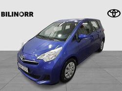 Blå Begagnad 2011 Toyota Verso-S Plus Kombi | 74 900 kr