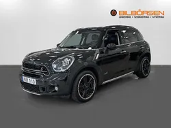 Svart Begagnad 2015 Mini Cooper SD Countryman SUV | 179 900 kr