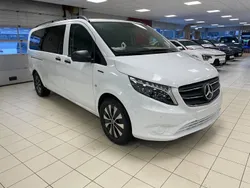 Vit Begagnad 2023 Mercedes e-Vito Minibuss | 803 750 kr