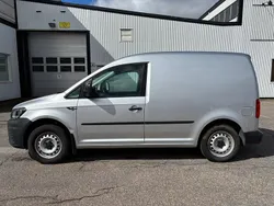 Vit Begagnad 2016 VW Caddy Minibuss | 91 700 kr (Superpris)