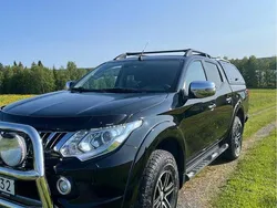 Svart Begagnad 2016 Mitsubishi L200 Pickup | 230 000 kr (Marknadspris)