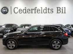 Svart Begagnad 2018 Mercedes GLC220 SUV | 269 900 kr (Marknadspris)