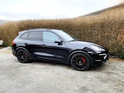 Svart Begagnad 2011 Porsche Cayenne Turbo SUV | 275 000 kr