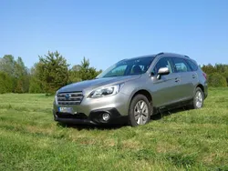 Brun Begagnad 2015 Subaru Outback SUV | 129 000 kr (Bra pris)