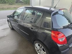 Svart Begagnad 2008 Renault Clio R.S. Halvkombi | 19 000 kr (Bra pris)