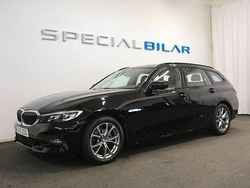 Svart Begagnad 2021 BMW 320 Sport Line Kombi | 269 000 kr (Superpris)