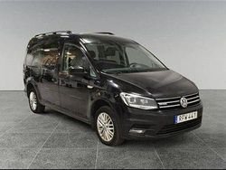 Svart Begagnad 2018 VW Caddy Maxi Life Life Minibuss | 69 000 kr