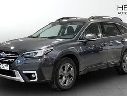 Grå (grey) Begagnad 2022 Subaru Outback Kombi | 339 900 kr (Marknadspris)