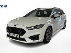 Vit Begagnad 2022 Ford Mondeo Business Edition Kombi | 214 900 kr (Marknadspris)