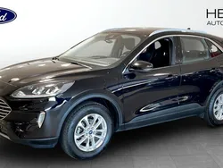 Svart (black) Begagnad 2022 Ford Kuga Titanium SUV | 259 900 kr (Bra pris)