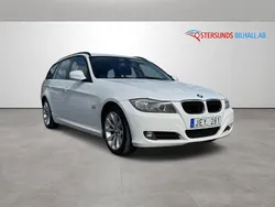 Vit Begagnad 2011 BMW 320 Kombi | 74 900 kr (Marknadspris)
