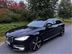 Svart Begagnad 2018 Volvo V90 Inscription Kombi | 195 000 kr (Marknadspris)