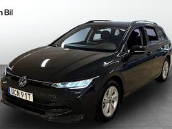 Mörkgrå Begagnad 2025 VW Golf VIII Life Kombi | 349 800 kr (Lite dyr)