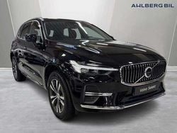 Svart Begagnad 2023 Volvo XC60 Core SUV | 384 500 kr (Superpris)