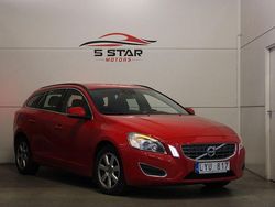 Röd Begagnad 2011 Volvo V60 Momentum Kombi | 67 900 kr (Marknadspris)